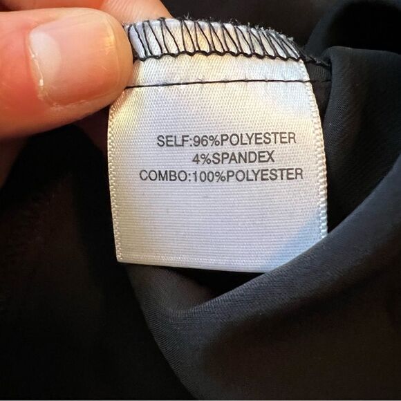 3 for $30! Jane and Delancey black off shoulder blouse - Picture 4 of 9